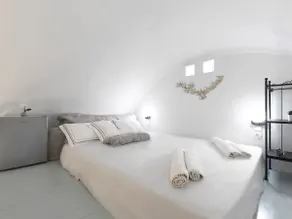 Nest Suite,1 King/1 Queen Bed, Jetted Tub/Sea View - Image 4