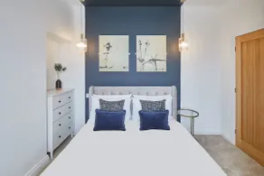 Host & Stay | Licence to Chill - Image 4