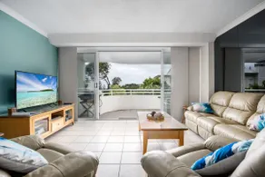 6- 'Cote D'Azur' 6 Douglas Street Sunshine Beach - Image 2