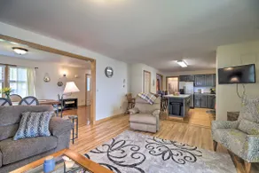 Lake Champlain Home w/ Decks, Kayaks & Fire Pit! - Image 5
