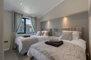 Dewin Bach - Luxury Lodge, Hot Tub, Close to Beach - Image 5
