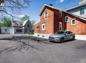 Comfy Private Parking-2bed-2min-1st flr - Image 4