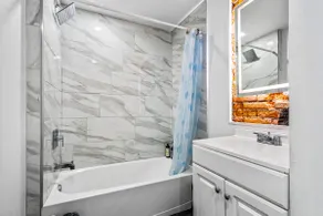 Comfy Private Parking-2bed-2min-1st flr - Image 3