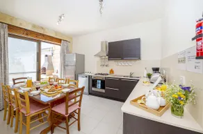 Razzett Luna Holiday Home - Image 5