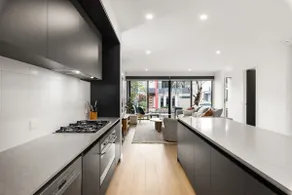 Anchorage Villa - Chic, Pet Friendly by Marina - Image 3