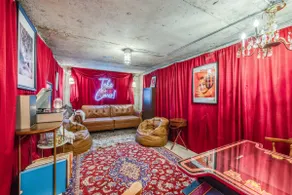 Basement Apartment with Speakeasy & Hot Tub - Image 5