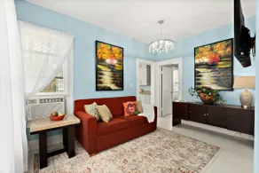 Casa Maria 2- Charming, Quaint Apt Next to Everything Downtown! - Image 2