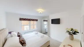 Surfside - Image 5
