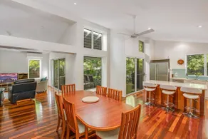 2 Naiad Court Rainbow Shores. Walk to beach. Pets welcome. Wifi - Image 4