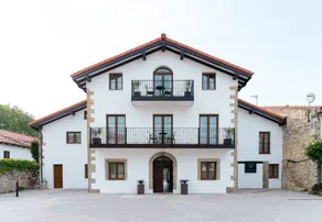 Apartamento en Villaverde de Pontones - Image 3