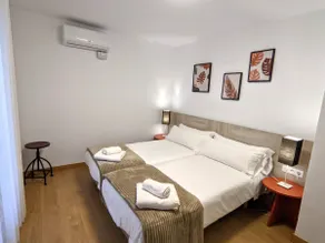 Appartement-Jurásico-de Luxe-SDB privée avec douche-Balcon - Image 4