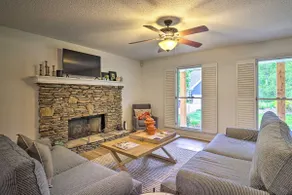 1 Mi to Downtown: Highlands Cottage w/ Sunroom - Image 3
