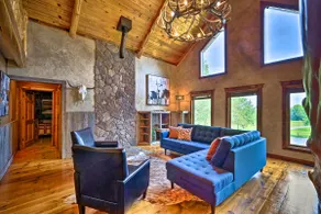 Eureka Springs Area Cabin w/ Deck + 7 Acres! - Image 4