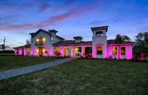 Luxury Private Mini Resort With Room For Up To 18 - Image 2