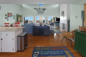 CABANA DEL SOL IS A 2BD/2BA GULF FRONT W/AMAZING VIEWS, 2 SCREEN PORCHES! - Image 4