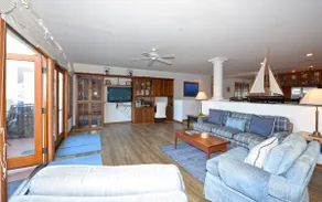 H1858: Gorgeous Villa with Ocean Views - Image 3