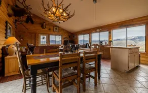 Jim Mountain Retreat- Mountaintop Views, Seasonal Hot Tub, Large Group Retreat - Image 5
