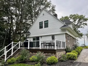 Country House w/Hot Tub, Deck, Grill & Fire Pit - Image 3