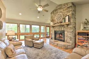 Secluded Oakland Gem w/ Hot Tub: Dogs Welcome! - Image 4