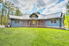 Secluded Oakland Gem w/ Hot Tub: Dogs Welcome! - Image 3