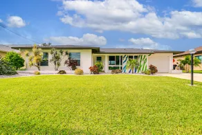 Boat & Fish: Waterfront Cape Coral Home w/ Pool - Image 3
