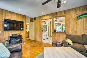 Charming Hampton Bays Home 5 Mi to Cooper’s Beach - Image 4