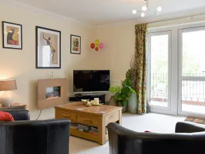 Elizabeth House - Image 2