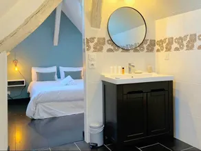 The Luxury Cocoon/Duplex in the City Center - Image 2