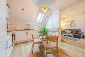 The Luxury Cocoon/Duplex in the City Center - Image 3