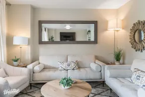 Luxury Downtown Condo w/ Channel Views! - Image 5