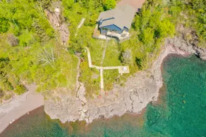 Stone's Throw Retreat on Lake Superior - Image 2