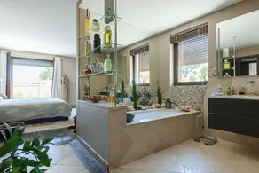 Villa in Juan-Les-pins with heated pool - Image 3