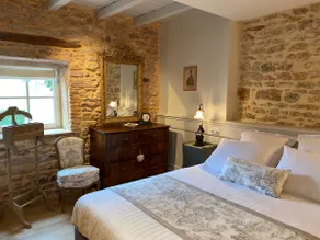 Chic country apartment in a castle - Image 2