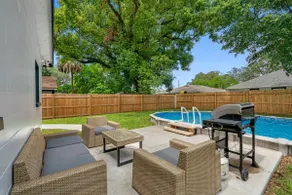 Heated Pool, 5 Min to Busch Gardens 3BR Sleeps 6, Sunlit Pool Haven - Image 4