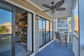Eclectic Condo w/ Balcony: 1 Block to Beach! - Image 2