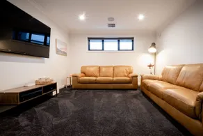 Modern Home for Large Groups or Families - Image 4