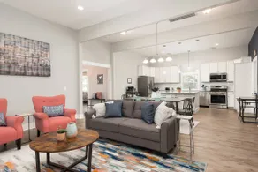 Charming Modern Farm House-5 min from Sport Center - Image 4