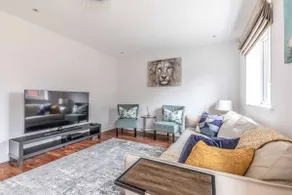 STYLISH 4 BED 2 BATH & PARKING - PINEWOOD HEATHROW - By Tempstay - Image 2