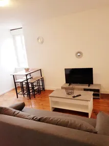 [LE JEANNE] 4/6 couchages, Wifi, sanctuaire - Image 3