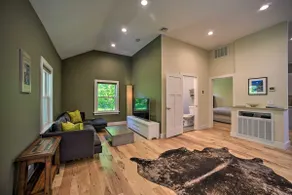 Charming Cottage w/ Deck: Mtn + Lake Views! - Image 3
