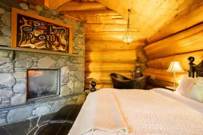 Copper Cabin- Hot Tub, Luxury, Romantic - Image 3