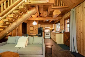Halfmoon Cottage I Nature Escape I Hot Tub I Pets - Image 3