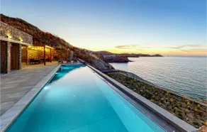 Beautiful Home In Gazi, Heraklio - Image 2
