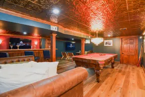 Speakeasy Bar • Hot Tub • PetsOK• Close2Mayflower - Image 3
