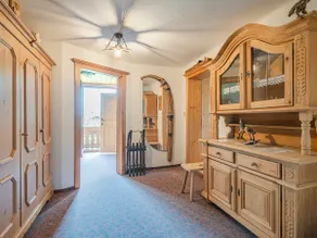 Large holiday home near the ski lift - Image 4
