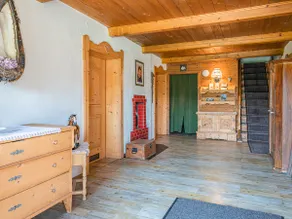 Large holiday home near the ski lift - Image 5