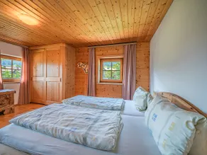Farm vacation apartment with balcony - Image 2