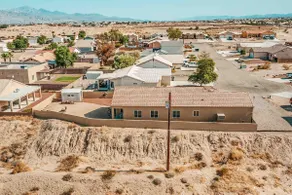 Centrally Located River Home with Mountain Views! - Image 4