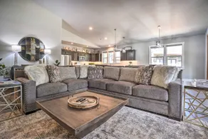 Northwest Sunriver Getaway w/ Community Amenities! - Image 3