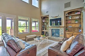 Home w/ Game Room & Fireplace: 14 Mi to McKinney! - Image 4